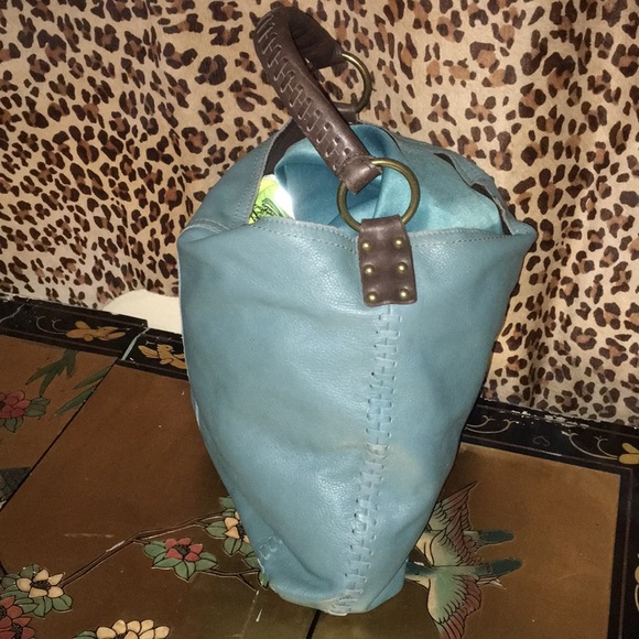 Handbag - Picture 2 of 5